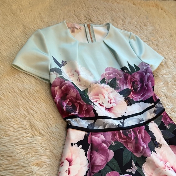 TED BAKER Wilmana Magnificent Skater Dress in Mint Floral - Size 4 - Picture 4 of 10